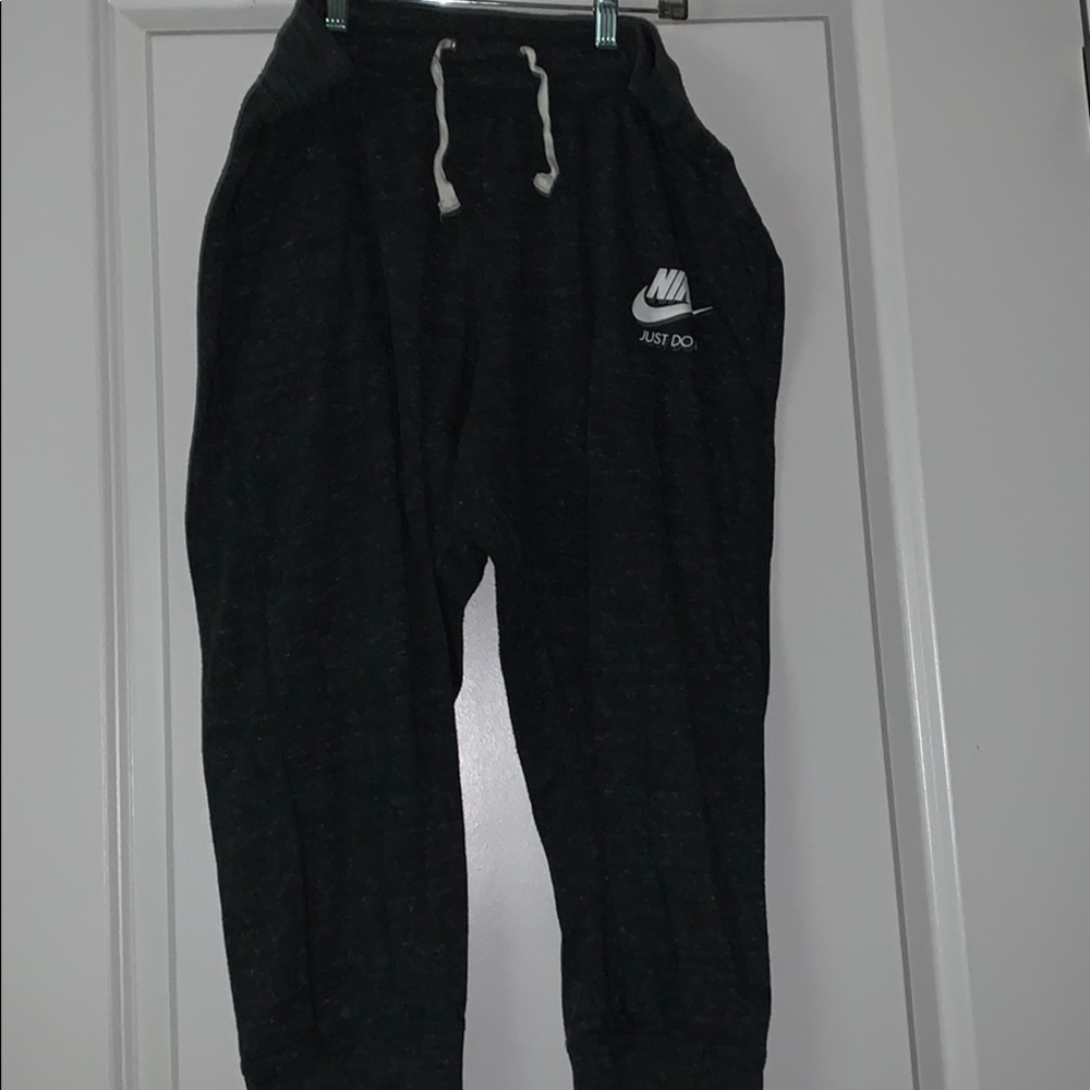 Nike Just Do It jogger capris